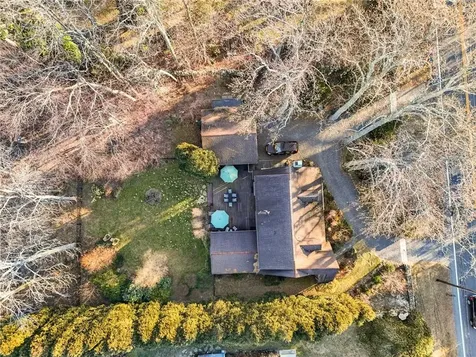 120 Ferry Road Bristol RI 02809