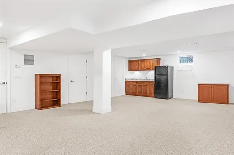 19 Newbury Drive Westerly RI 02891