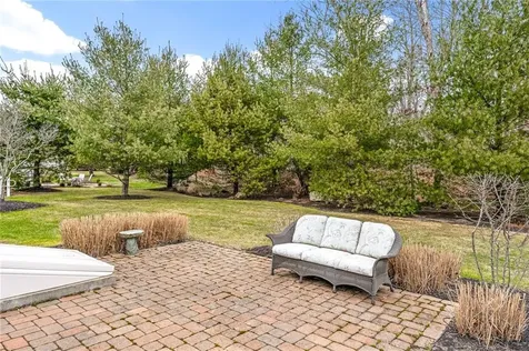 19 Newbury Drive Westerly RI 02891