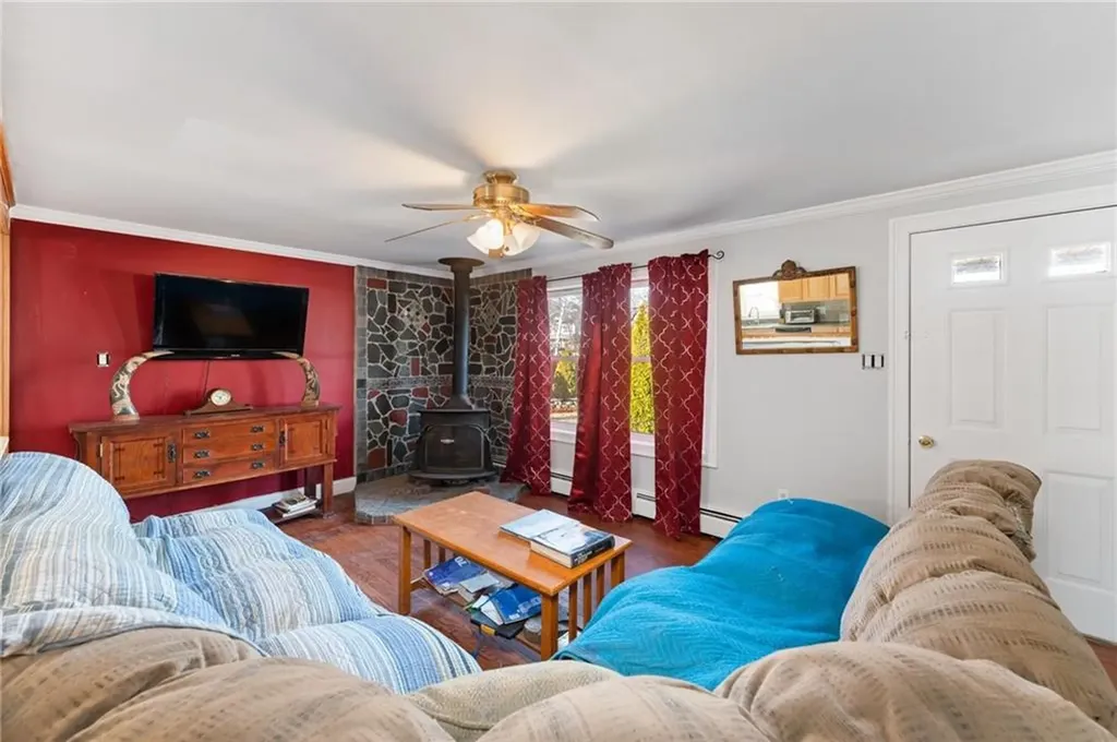 1134 Central Avenue Johnston RI 02919