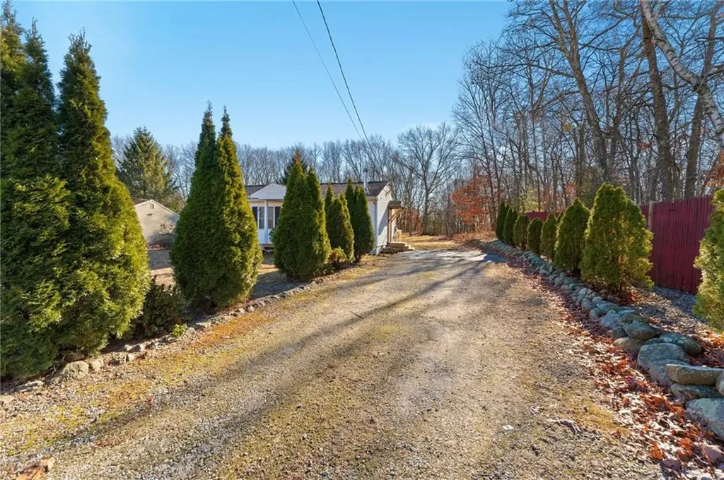 1134 Central Avenue Johnston RI 02919