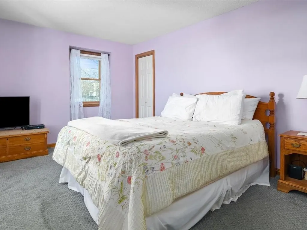 186 Center Avenue Middletown RI 02842