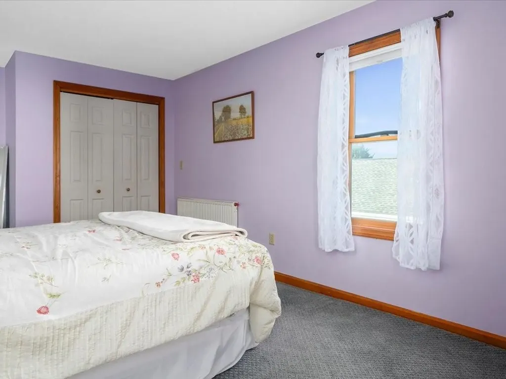 186 Center Avenue Middletown RI 02842
