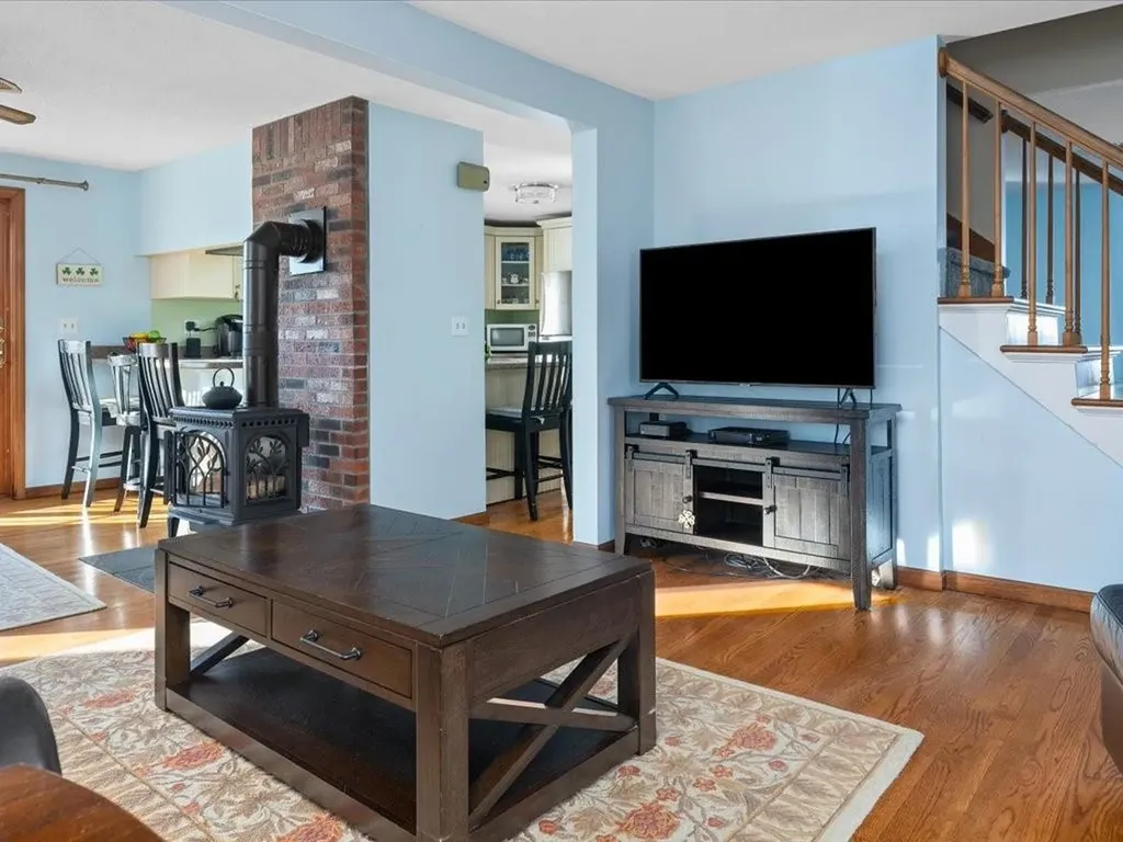 186 Center Avenue Middletown RI 02842