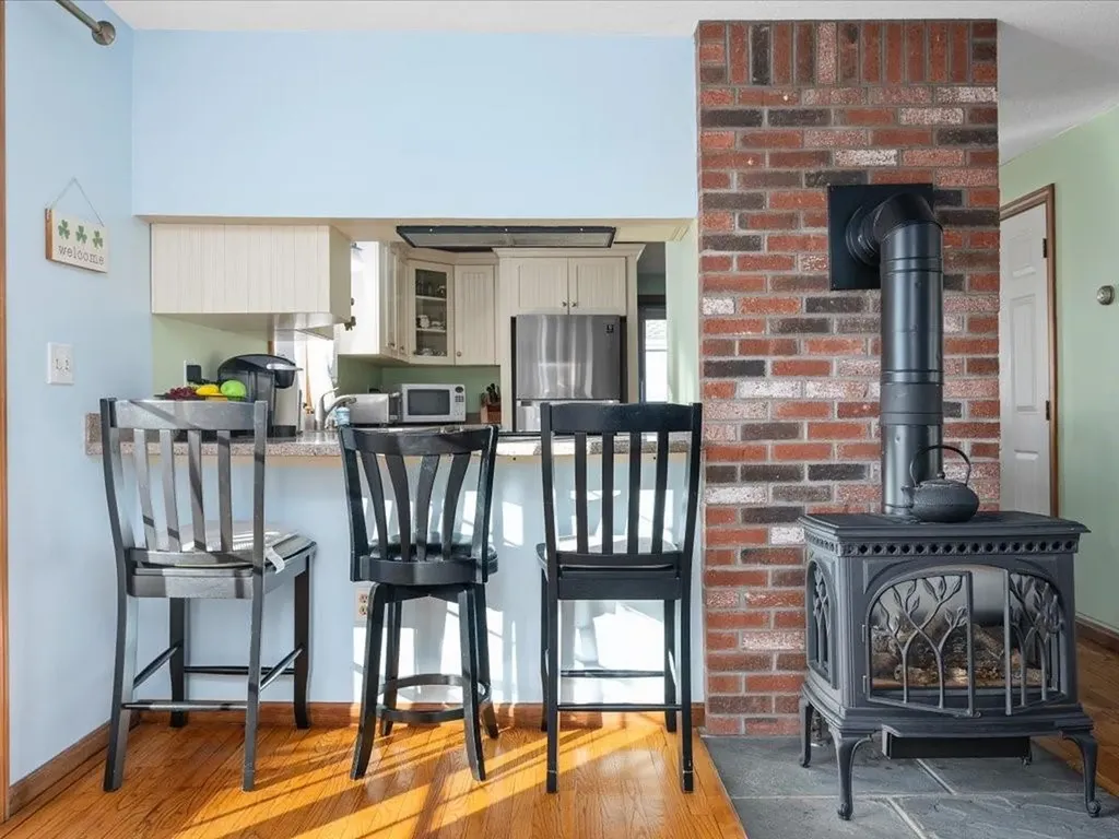 186 Center Avenue Middletown RI 02842