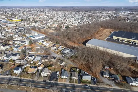 24 Pawtucket Avenue East Providence RI 02916