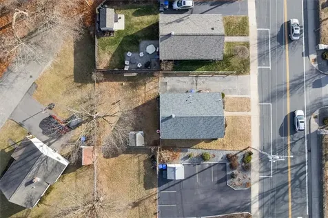 24 Pawtucket Avenue East Providence RI 02916