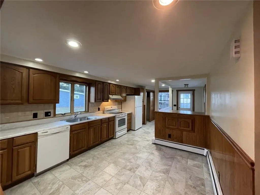 6 San Miguel Drive Bristol RI 02809