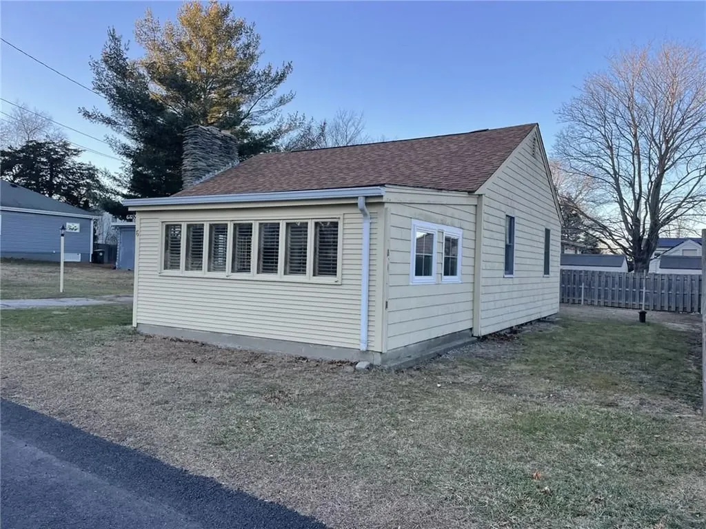 6 San Miguel Drive Bristol RI 02809