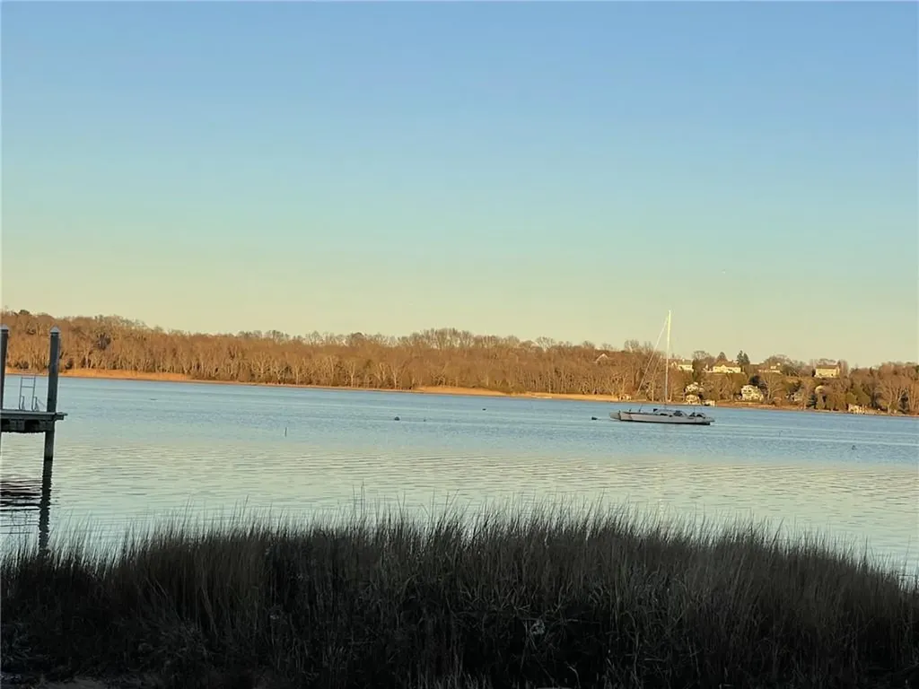 6 San Miguel Drive Bristol RI 02809