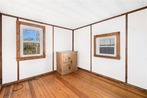 16 Mill Pond Road North Kingstown RI 02852