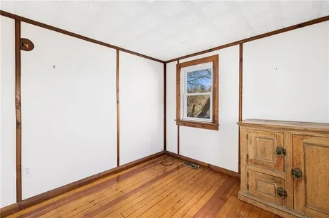 16 Mill Pond Road North Kingstown RI 02852