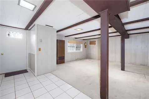 51 Winthrop Road Warwick RI 02888