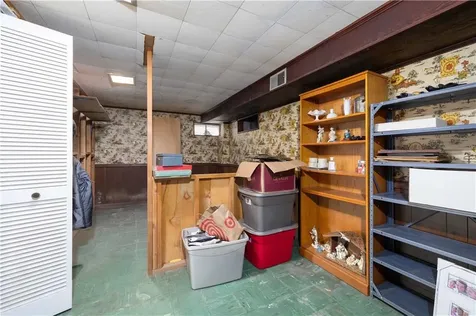 51 Winthrop Road Warwick RI 02888