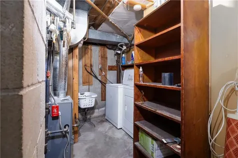 51 Winthrop Road Warwick RI 02888