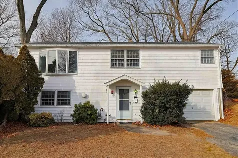 51 Winthrop Road Warwick RI 02888