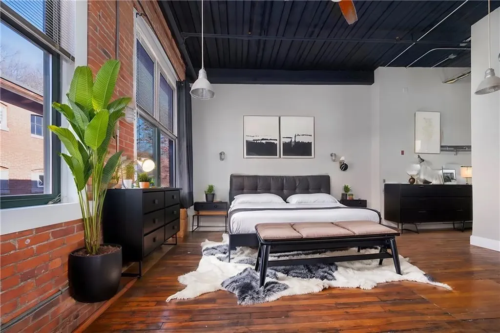 1117 Douglas Avenue North Providence RI 02904