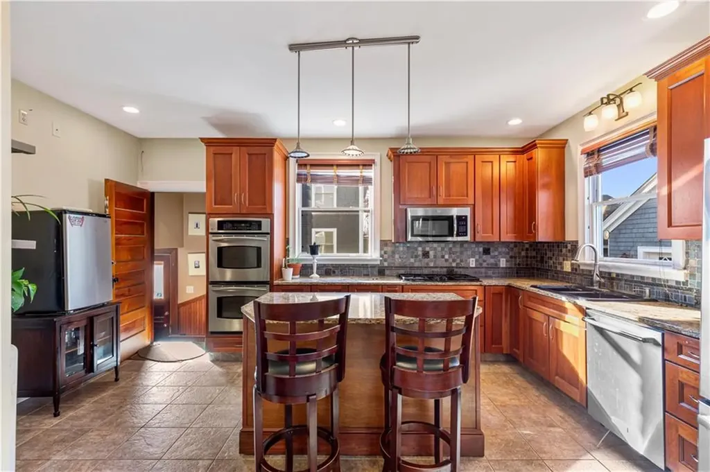 73 Strathmore Road Cranston RI 02905