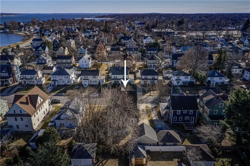 73 Strathmore Road Cranston RI 02905