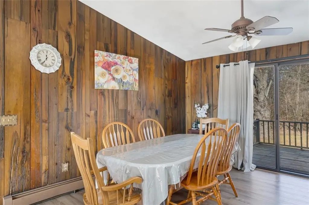 15 Morris Street West Warwick RI 02893