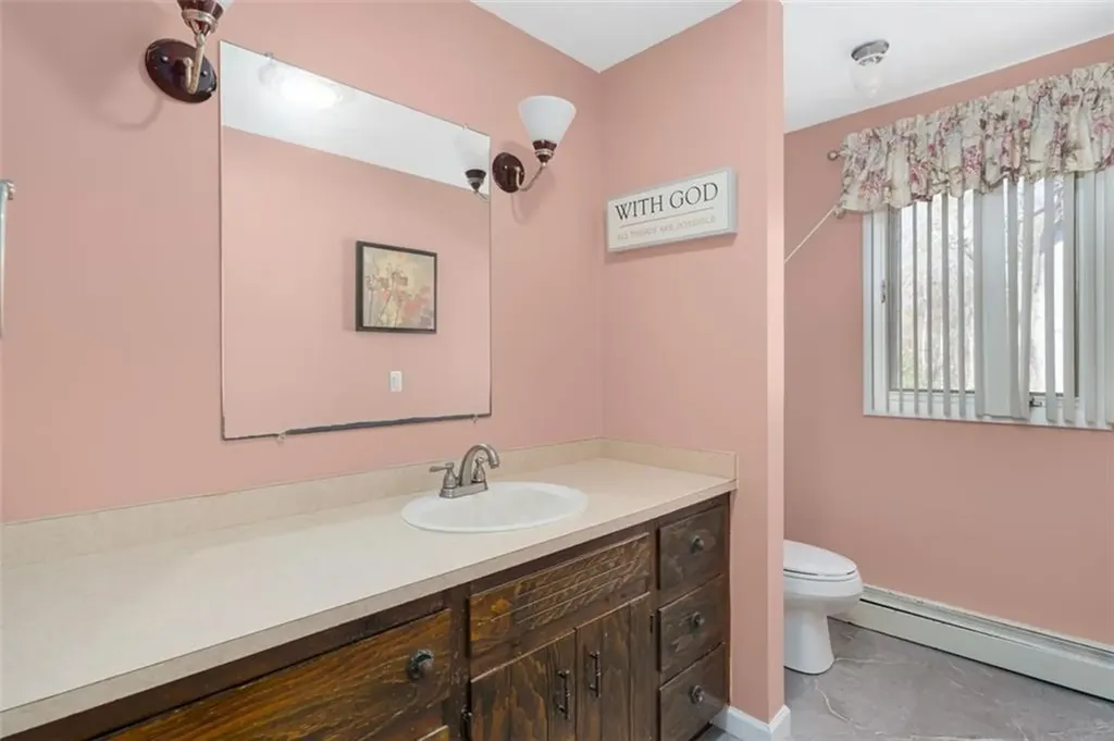 15 Morris Street West Warwick RI 02893