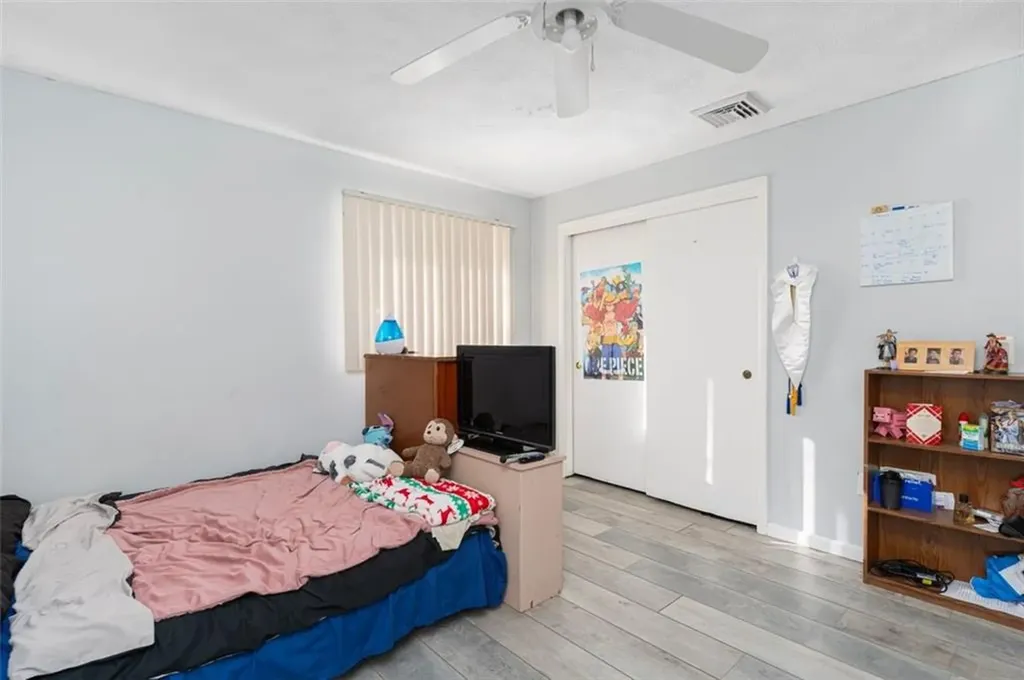 15 Morris Street West Warwick RI 02893