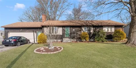 15 Morris Street West Warwick RI 02893