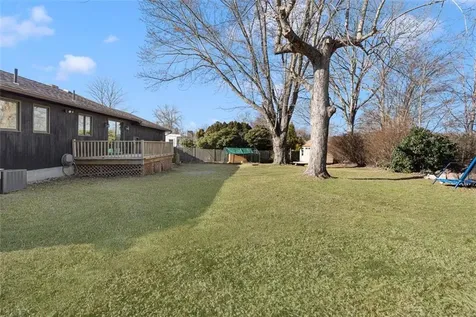 15 Morris Street West Warwick RI 02893