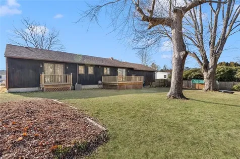 15 Morris Street West Warwick RI 02893