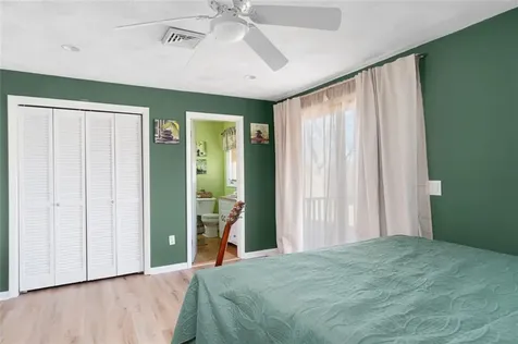 15 Morris Street West Warwick RI 02893