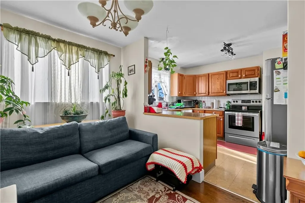 9 Continental Drive Middletown RI 02842