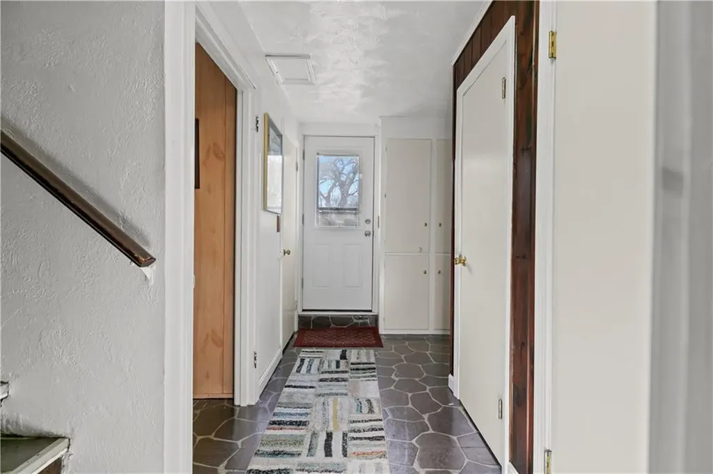 9 Continental Drive Middletown RI 02842
