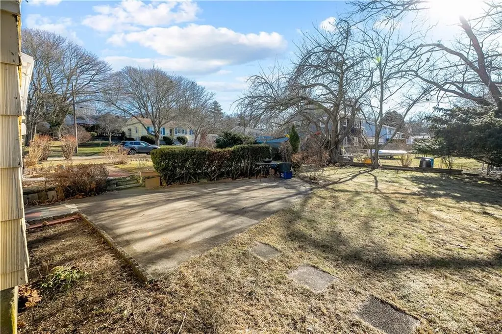 9 Continental Drive Middletown RI 02842