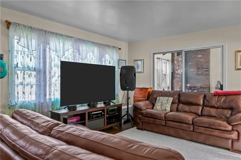 9 Continental Drive Middletown RI 02842