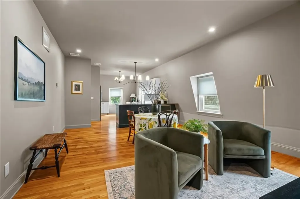 10 Wood Street Providence RI 02909