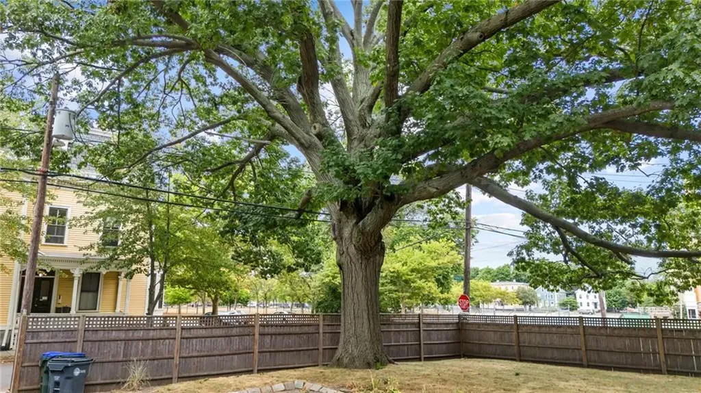 10 Wood Street Providence RI 02909