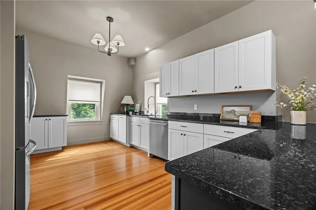 10 Wood Street Providence RI 02909