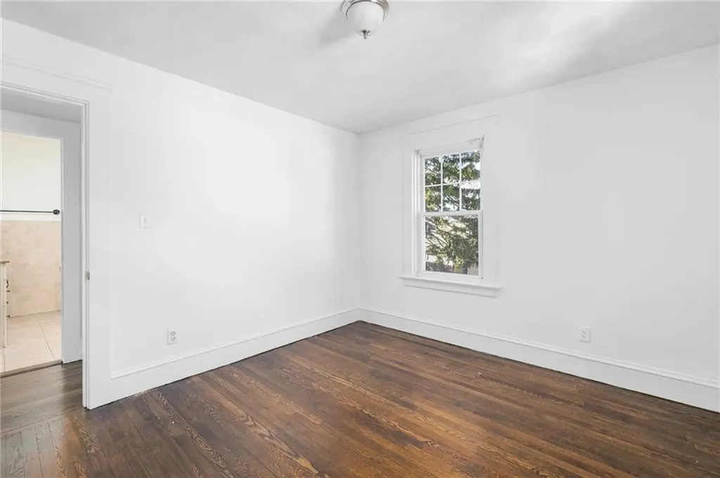 507 Post Road Warwick RI 02888