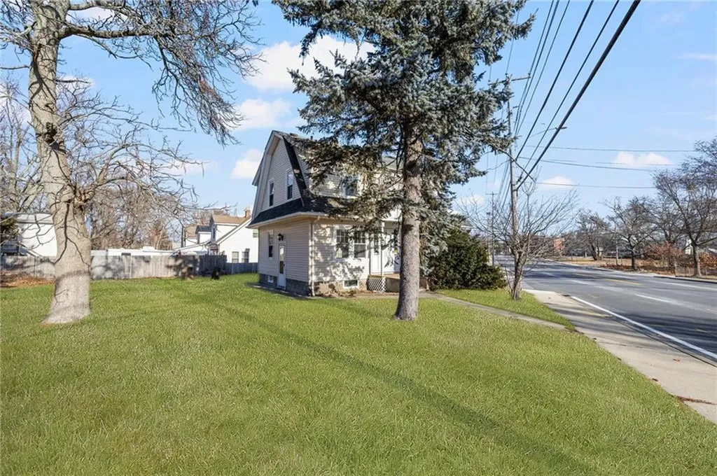 507 Post Road Warwick RI 02888