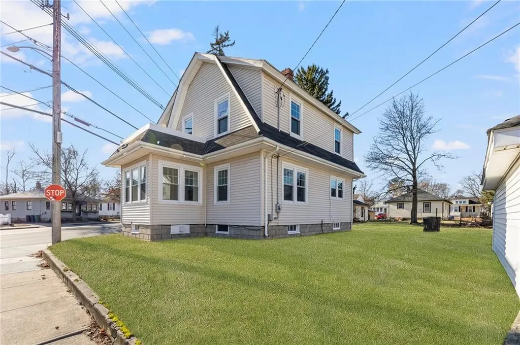 507 Post Road Warwick RI 02888