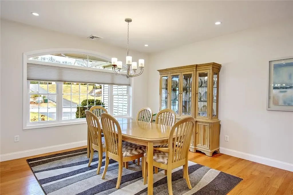 32 Longbrook Drive Cumberland RI 02864