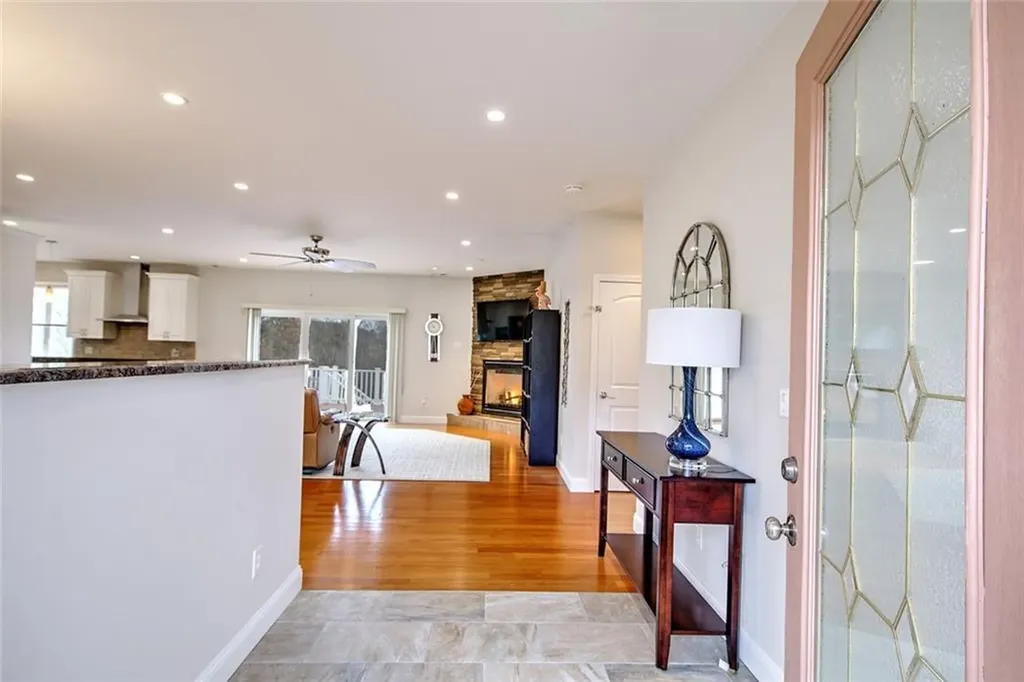 32 Longbrook Drive Cumberland RI 02864