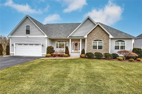 32 Longbrook Drive Cumberland RI 02864