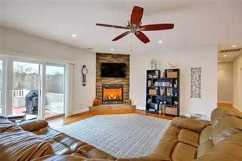 32 Longbrook Drive Cumberland RI 02864