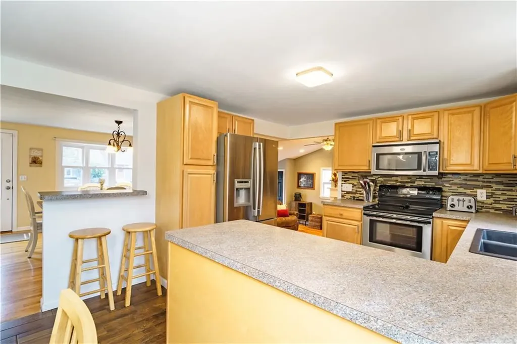 46 Hagerstown Road Warwick RI 02886