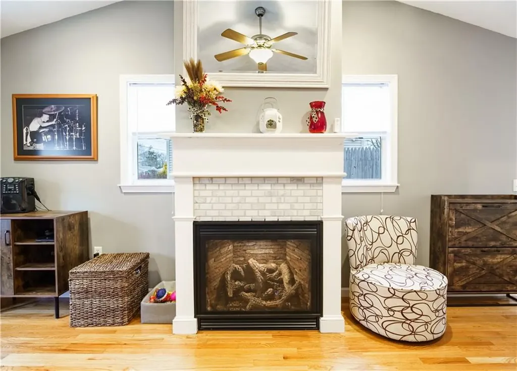 46 Hagerstown Road Warwick RI 02886