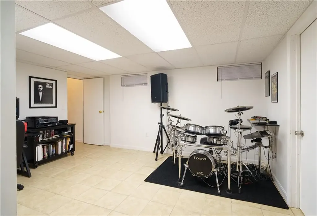 46 Hagerstown Road Warwick RI 02886