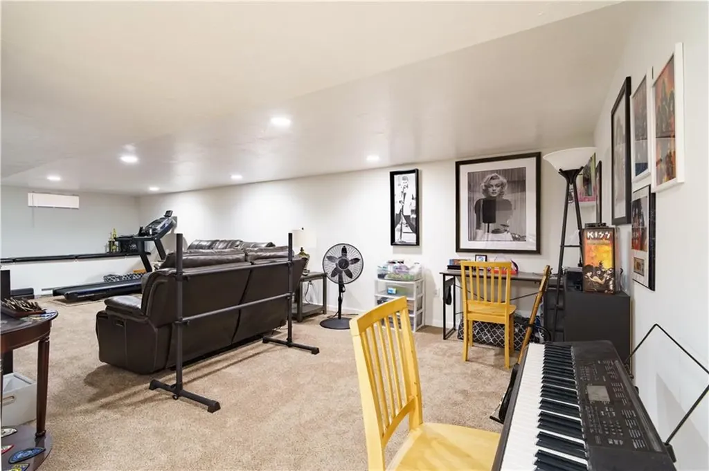 46 Hagerstown Road Warwick RI 02886