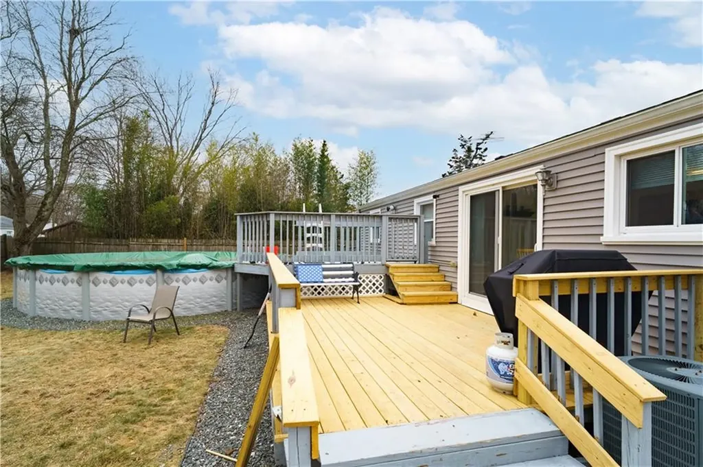 46 Hagerstown Road Warwick RI 02886