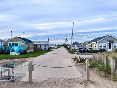 240 3e11 Cards Pond Road South Kingstown RI 02879